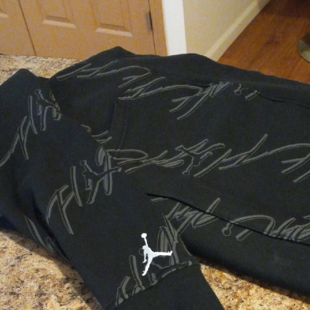 Jordan Black V-Neck Sweater with Subtle Script Pattern - Picture 3 of 5